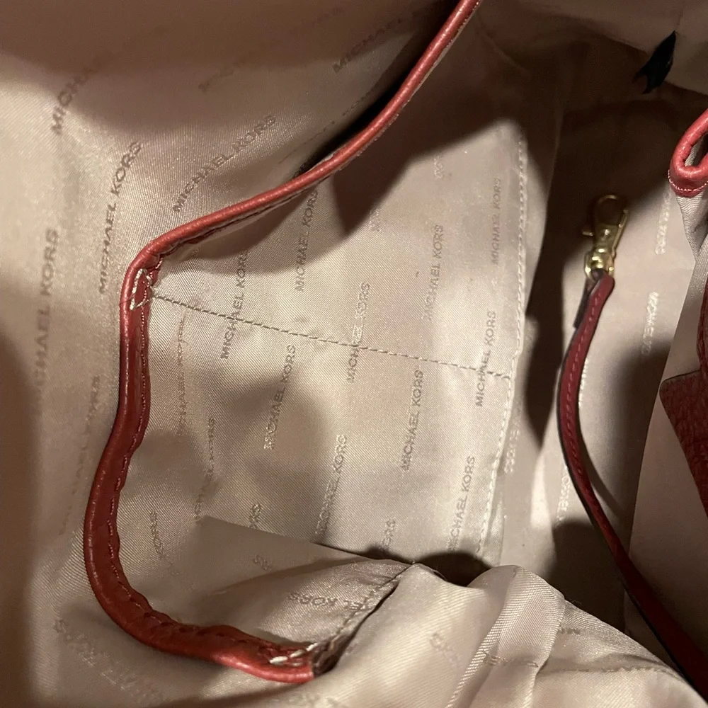 MICHAEL Kors Brooklyn Grommet In Brown Shoulder Bag with Suede